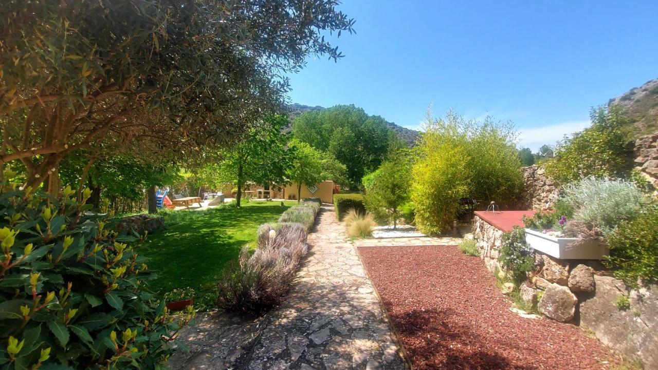 Casa Corazon De Piedra En El Rio Dulce ξενώνας Aragosa Εξωτερικό φωτογραφία